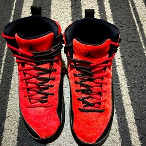 Jordan 12 reverse flu game